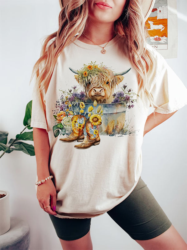 Highland Cow in Metal Tub T-shirt