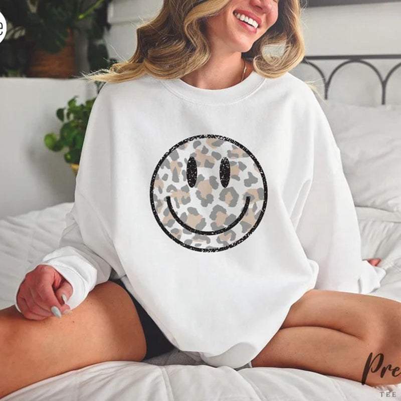 Smile Leopard Sweatshirt, Trendy Smile Face Sweatshirt