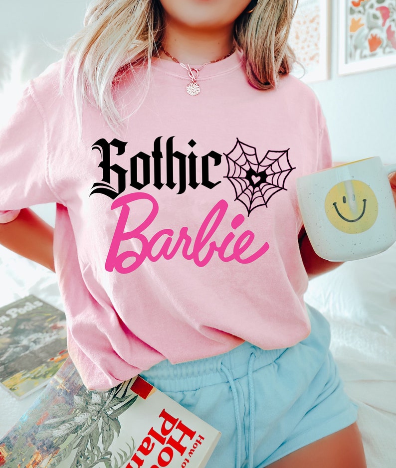 Gothic Barbie Heart Graphic Halloween T-shirt